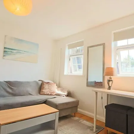 One Bedroom Flat Near Whiteladies With Parking Bristol Exterior photo