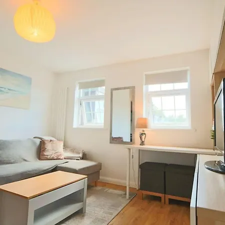 One Bedroom Flat Near Whiteladies With Parking Bristol Exterior photo